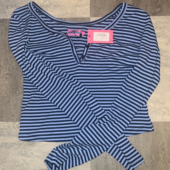EDIKTED Blue Striped Long Sleeve Top NWT - Picture 2 of 4